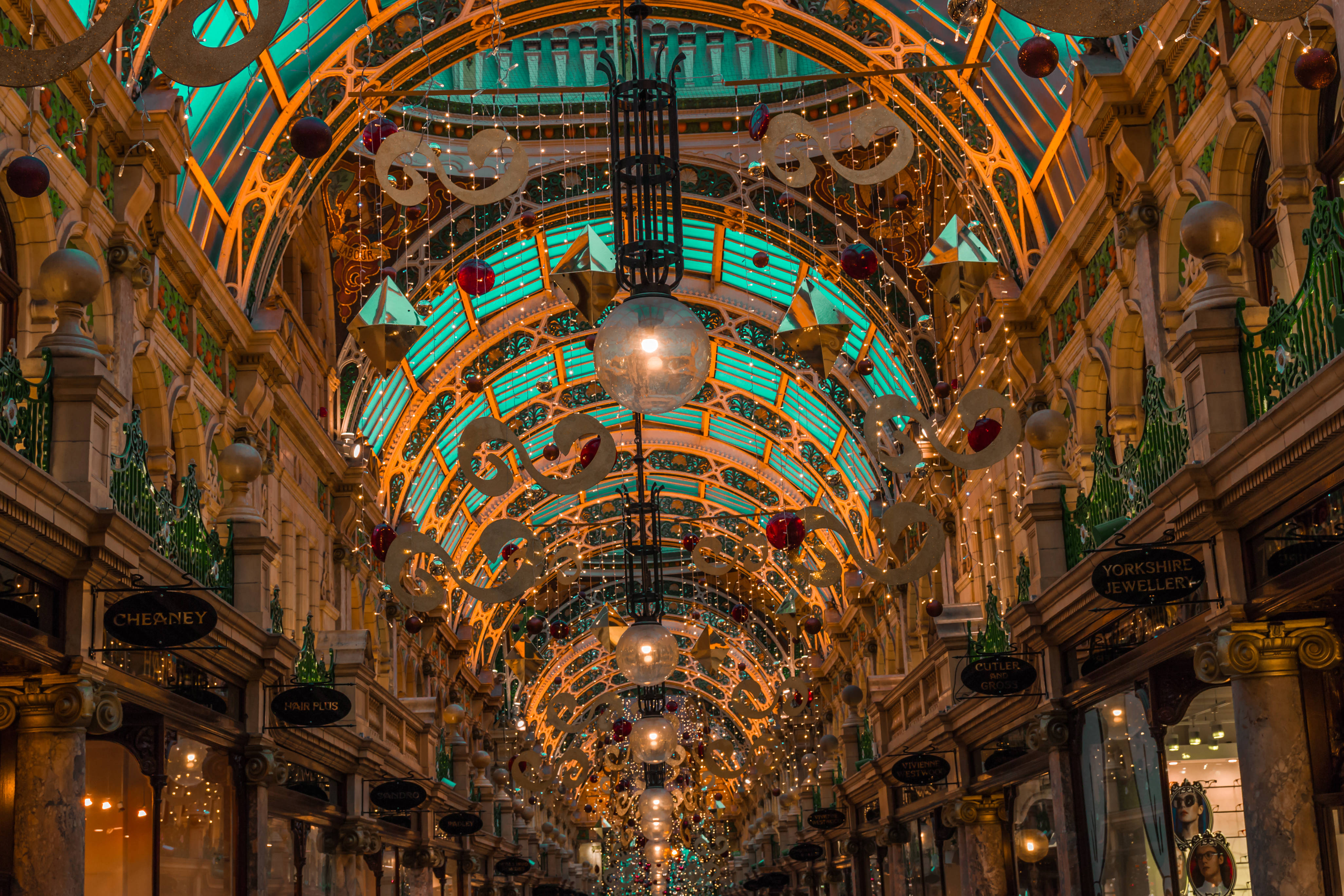 leeds shopping arcade